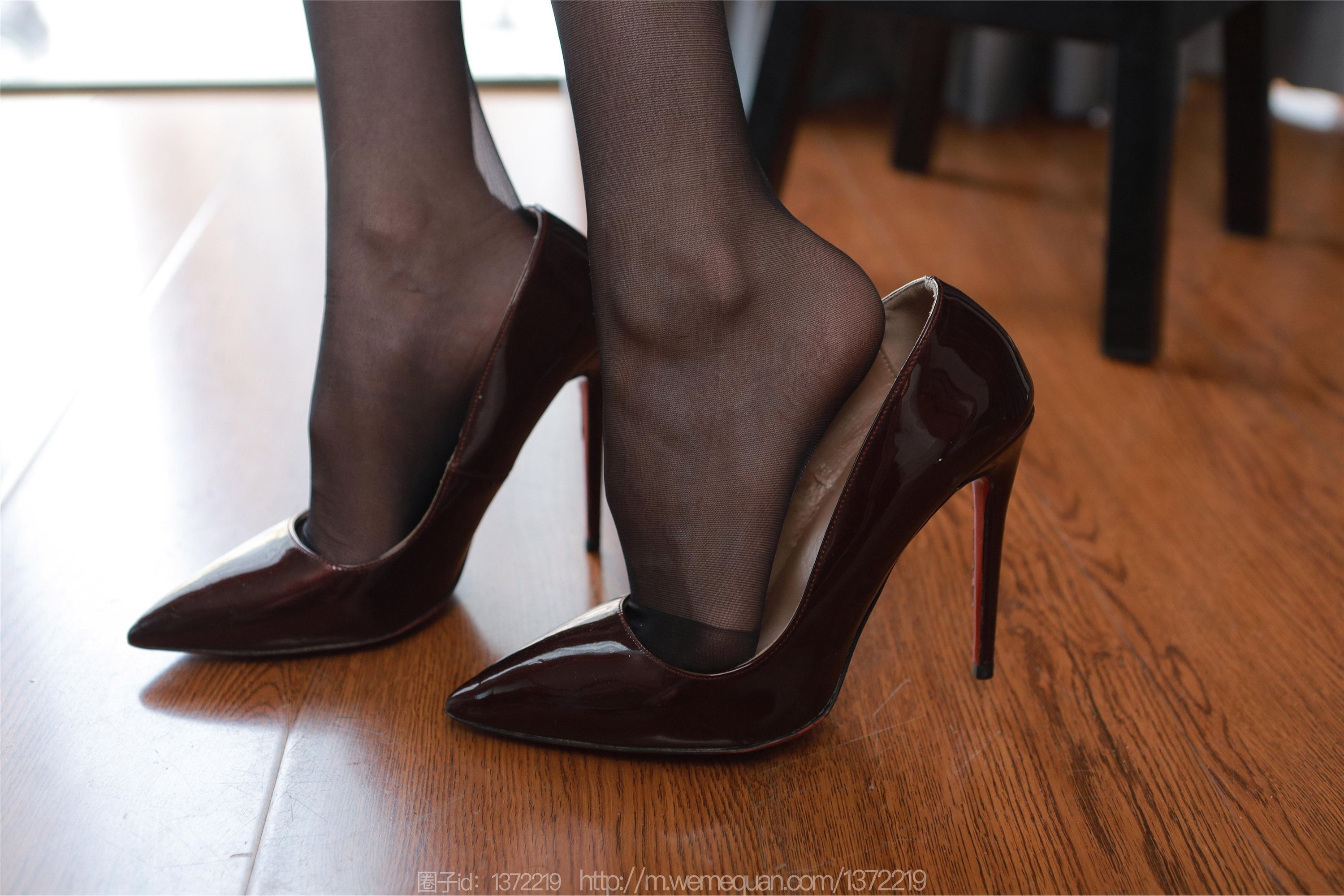 IESS异思趣向  2023.04.30 丝享家 1437 团团 《黑色吊带袜》